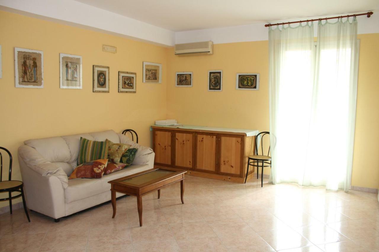 Bed and Breakfast Garden House Pozzallo Esterno foto