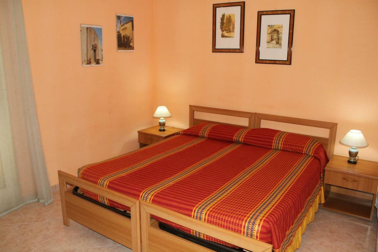 Bed and Breakfast Garden House Pozzallo Esterno foto